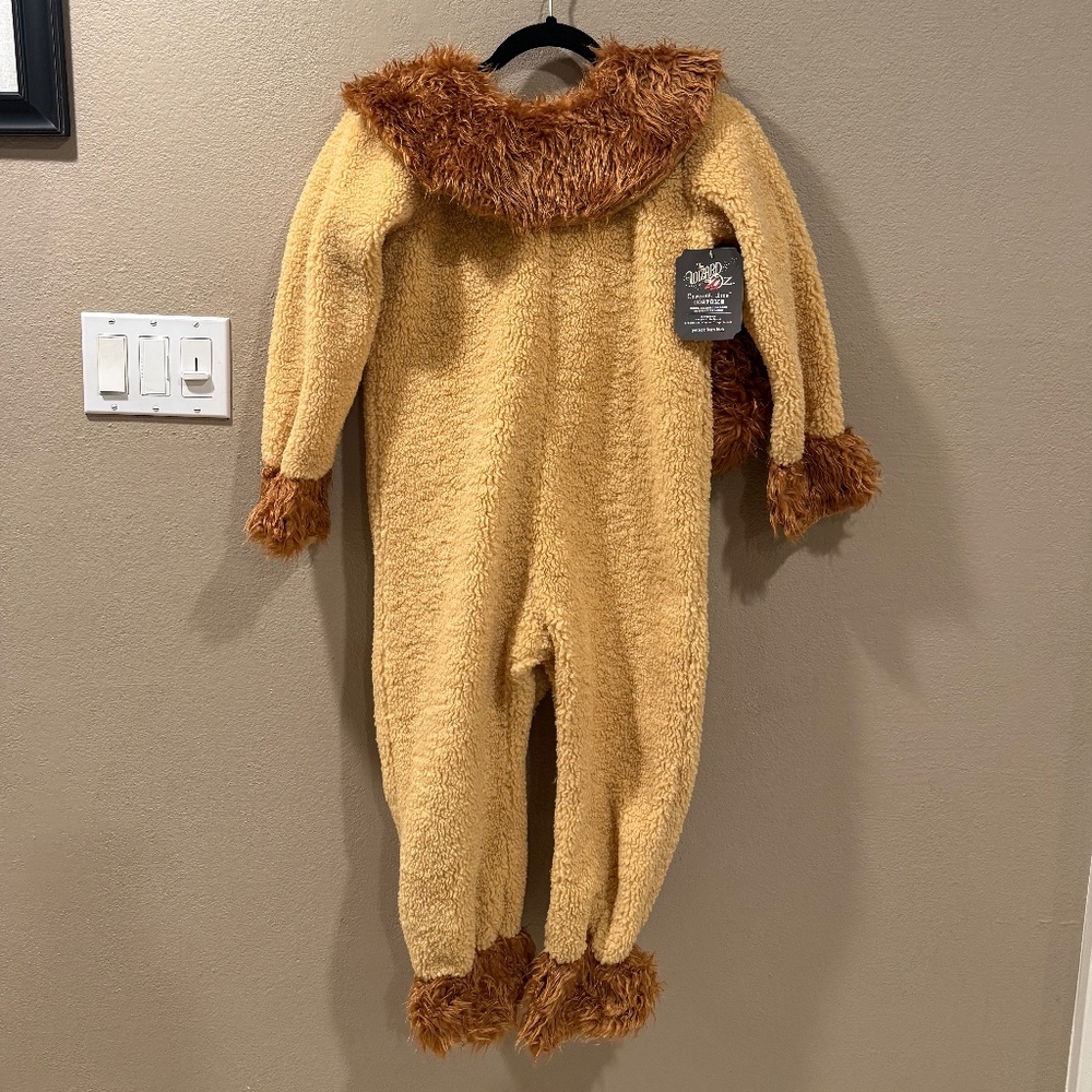 The Wizard of Oz™ Cowardly Lion™ Costume - PBK - Picture 7 of 11